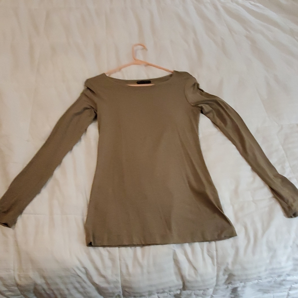 Cute fitted top